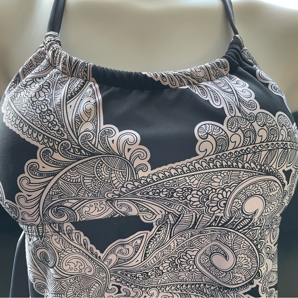 2/$30 Clean Water Swimming Halter Tankini Black and Cream Paisley Top Size Small - Picture 2 of 10